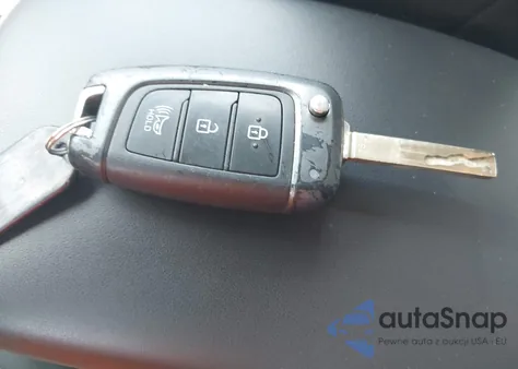 2022 Hyundai Venue Sel z USA, uszkodzony, nr VIN KMHRC8A3XNU156371